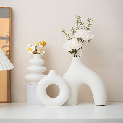 Geometric Plain Burned suit Vase Ceramic