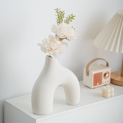 Geometric Plain Burned suit Vase Ceramic